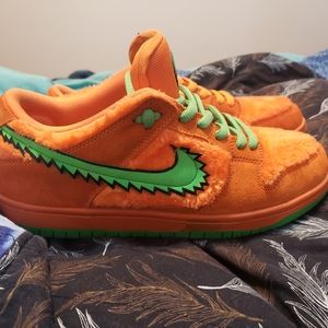 Nike dunk low greatful dead UA